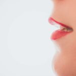 宣材写真のリップメイクはナチュラル重視！カラーやメイク法を紹介