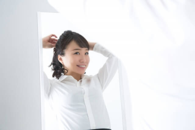 【女性向け】仕事と信頼を得るビジネスプロフィール写真の服装を解説10