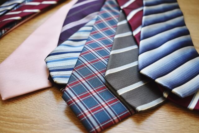 ビジネスプロフィール写真におすすめのネクタイや結び方を紹介6