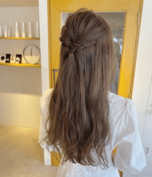 【花嫁】フォトウェディングで人気の髪型まとめ | 髪の長さ・衣装から選ぶ11