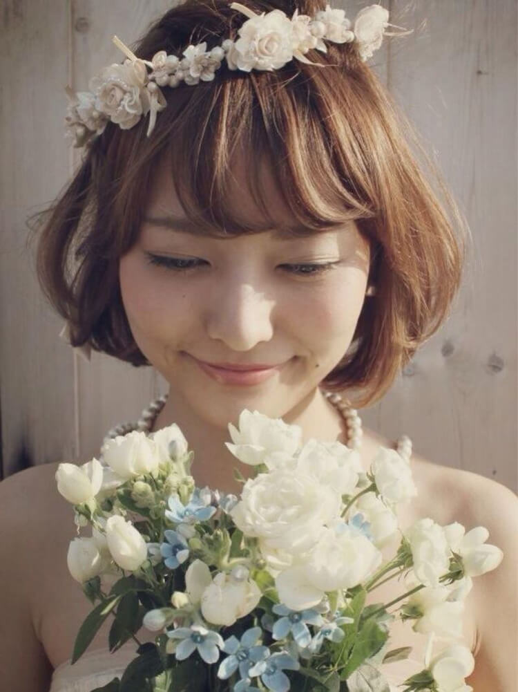 フォトウェディングで花嫁に人気のダウンスタイル集＆ヘアアクセサリー6