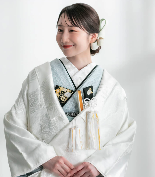 フォトウェディングの白無垢の違いは?色味・生地・織り方・柄から選ぶ22