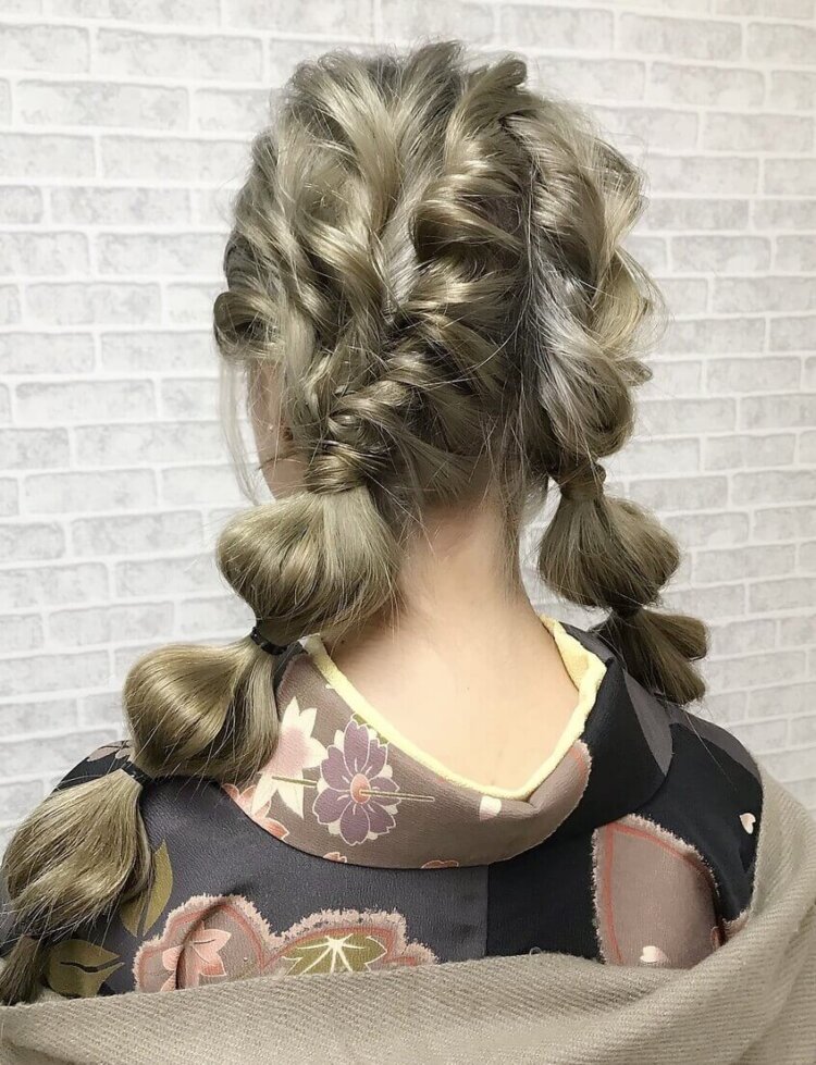 ミディアム×袴で卒業写真の髪型選び！簡単ヘアセット方法と髪飾りも紹介14