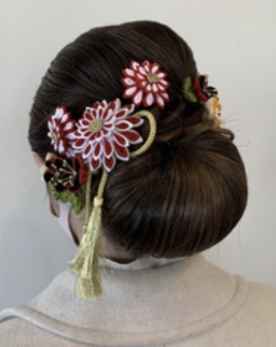 卒業袴写真はアップスタイル！簡単ヘアセット方法＆人気髪飾りを紹介6