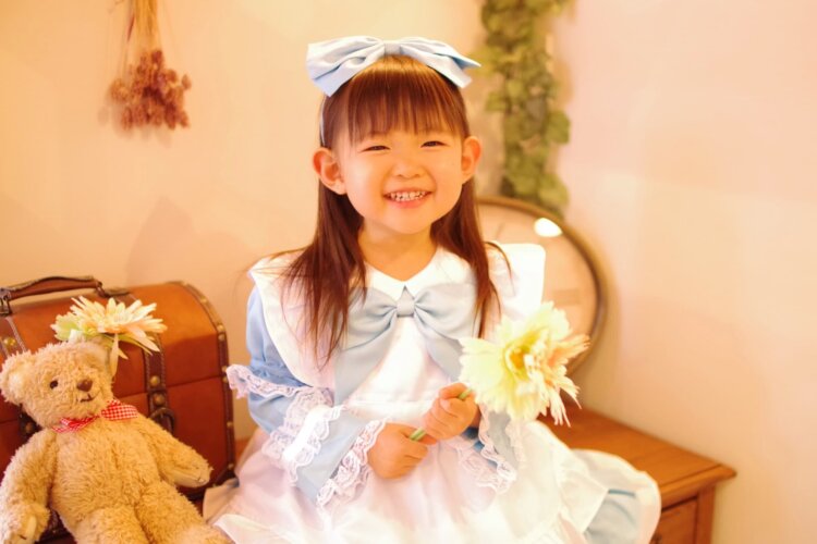 5歳のバースデーフォト用の服装は決まった？おしゃれな服装アイデアをご紹介_01