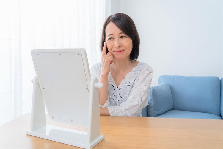 50代・60代の成婚のカギは写真!服装やポーズなどの撮り方を解説5