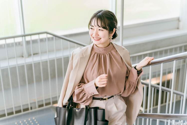 婚活写真の勝負服はどこで買う?価格帯別におすすめブランドを紹介!8