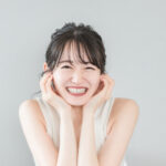 30代女性｜成婚率を上げる婚活写真の撮り方は？服装やポーズを紹介アイキャッチ
