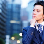 30代男性｜成婚率を上げる婚活写真の撮り方は？おすすめの服装も紹介アイキャッチ