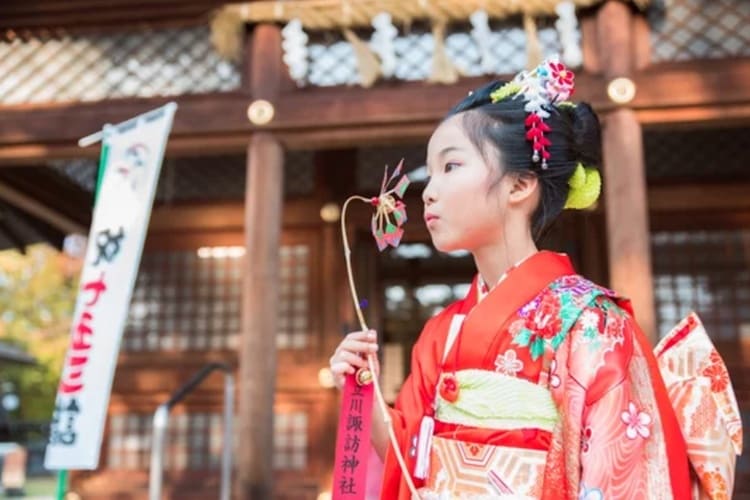3歳女の子ママ必見!七五三写真におすすめの服装・ポーズ・撮影方法7