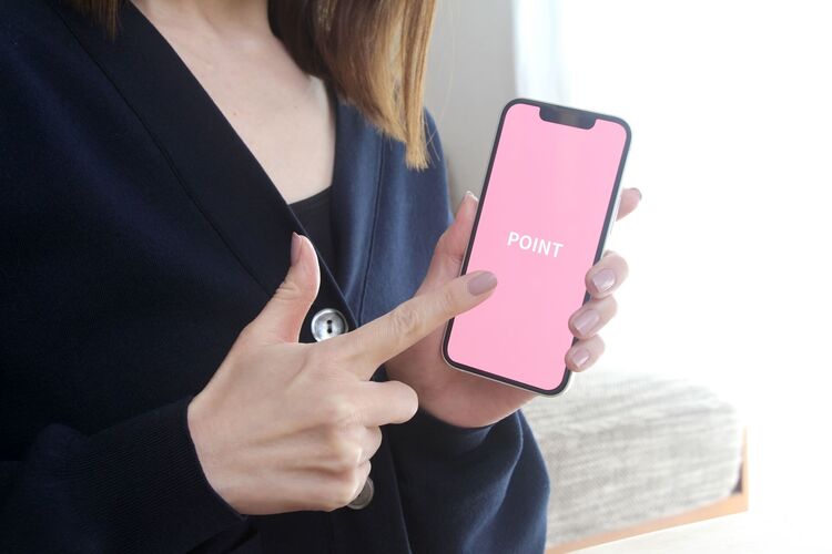 婚活写真を自撮りするのはアリ？きれいに撮れる自撮りの方法を解説3