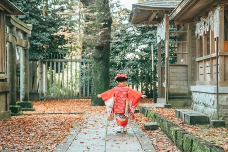 3歳女の子ママ必見!七五三写真におすすめの服装・ポーズ・撮影方法6