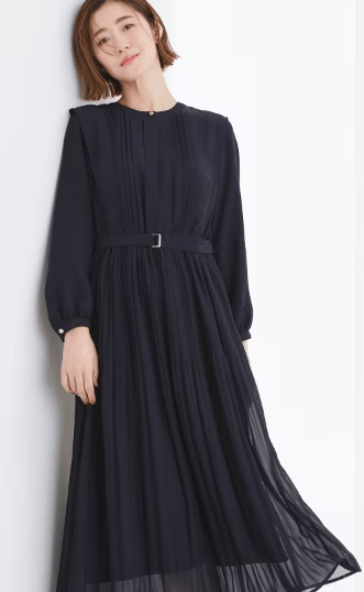 婚活写真の勝負服はどこで買う？価格帯別におすすめブランドを紹介！2-1