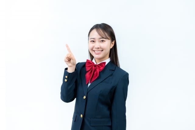 高校受験写真の「服装」は制服がおすすめ!正しい着こなし方も紹介1