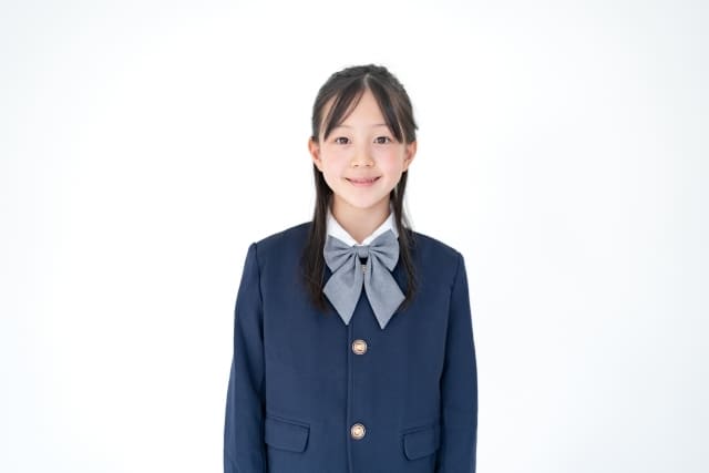 高校受験写真の「服装」は制服がおすすめ!正しい着こなし方も紹介2