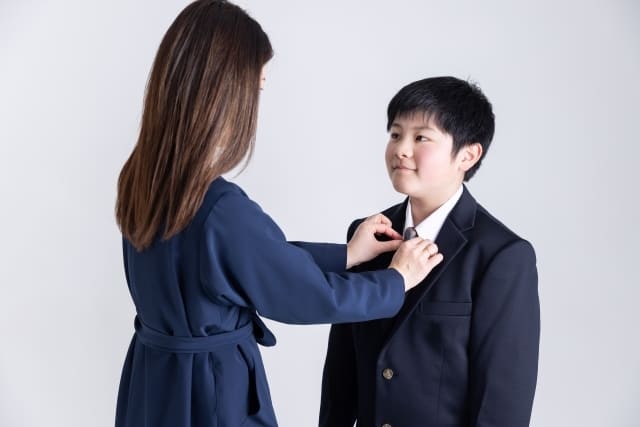 高校受験写真の「服装」は制服がおすすめ!正しい着こなし方も紹介3