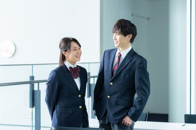 高校受験写真の「服装」は制服がおすすめ!正しい着こなし方も紹介5