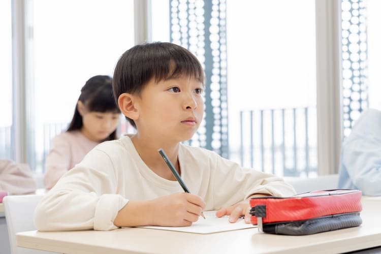 男子小学生の保護者へ!中学受験写真の服装の選び方と注意点5