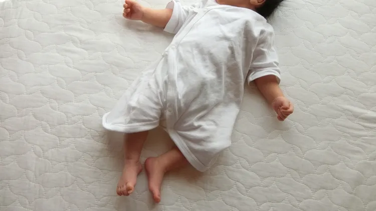 お受験写真に参加する赤ちゃんの準備は何が必要？服装や注意点を解説7