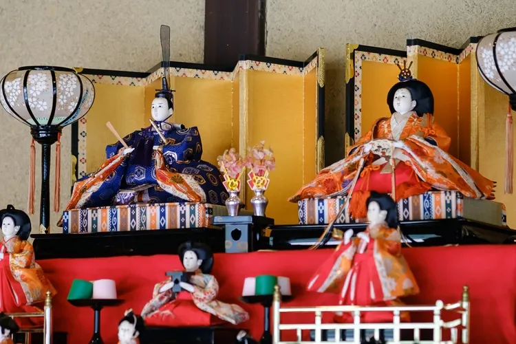 初節句に飾る雛人形は誰が買う？選び方やお返しについても解説4