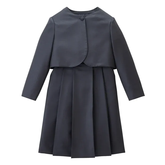 お受験用の家族写真の撮影方法解説！親も兄弟姉妹も服装髪型を紹介9