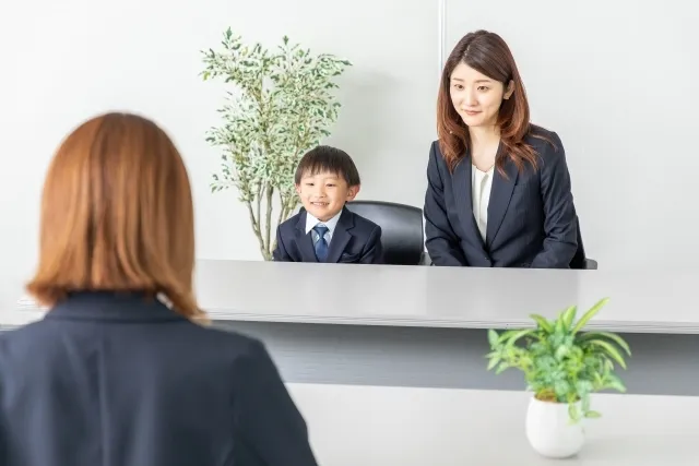 お受験写真の印象は服装で決まる！受験生と家族の服装を徹底解説3