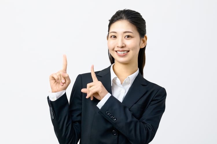 「ブレザー」で大学受験写真を撮ってもいい?おすすめの服装も紹介3