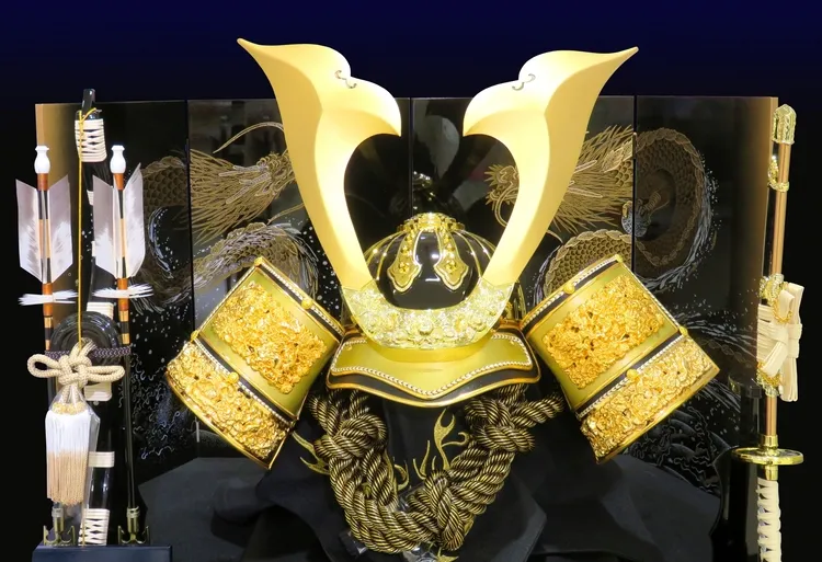 男の子の初節句は何をする？おすすめの祝い方や兜の準備について解説！2