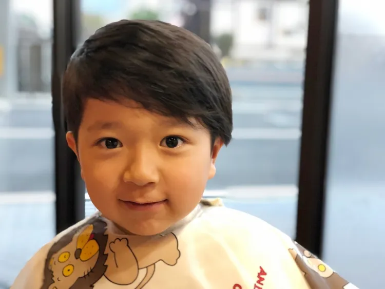 【男の子向け】お受験写真に適した撮り方解説！服装髪型など紹介5