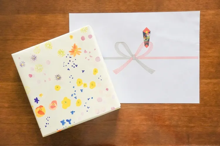 親戚からの初節句のお祝いには何をお返しする？内祝いを贈るポイントも解説3