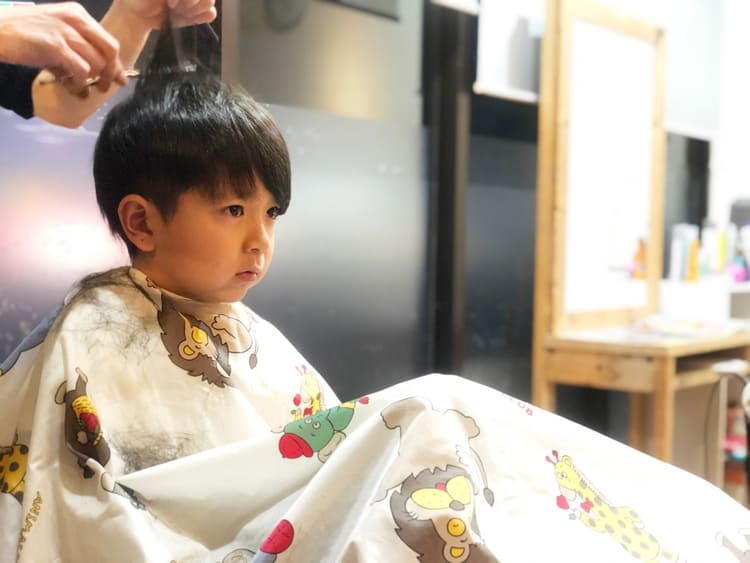 男子小学生の親御さん必見！中学受験写真の撮影方法・服装・髪型を解説6