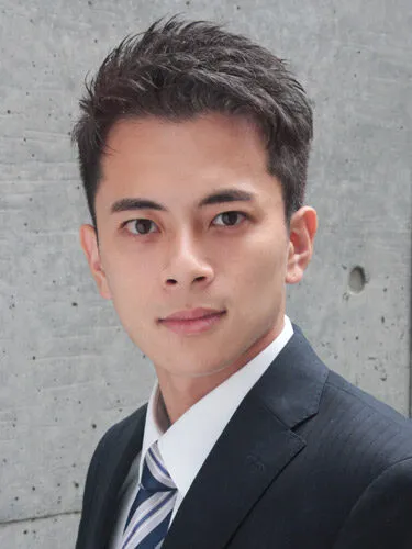 お受験用の家族写真の撮影方法解説！親も兄弟姉妹も服装髪型を紹介4