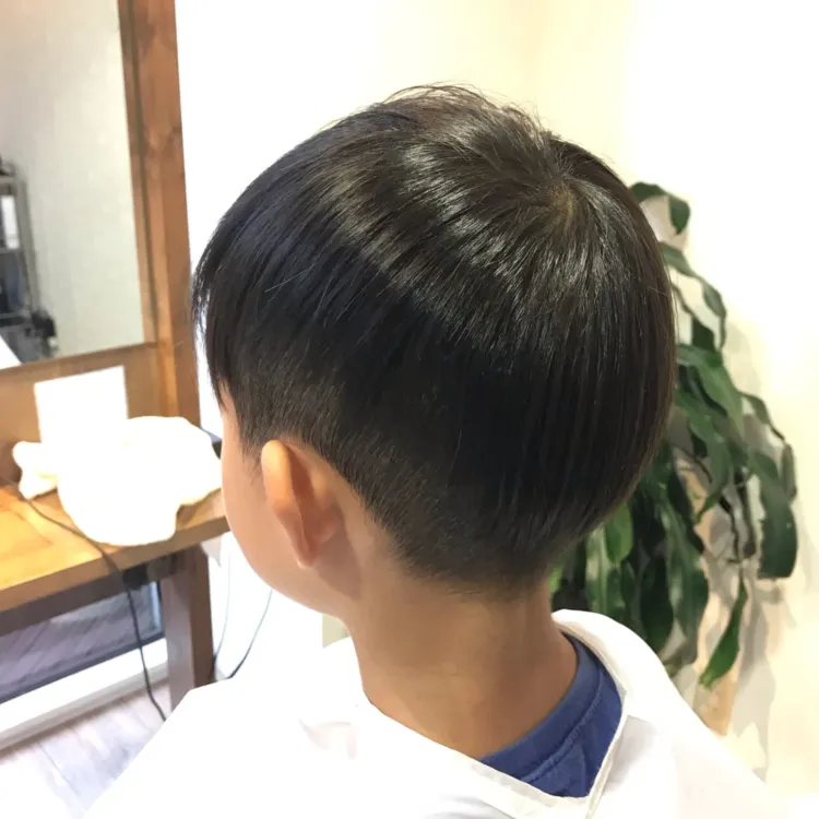 お受験用の家族写真の撮影方法解説！親も兄弟姉妹も服装髪型を紹介10