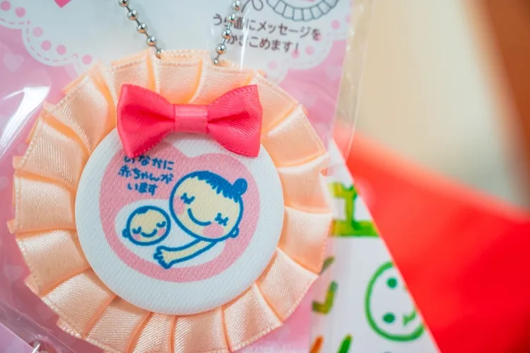 マタニティフォト撮るならサッシュベルトがおすすめ！サッシュベルトの作り方やおすすめの小物まで解説4