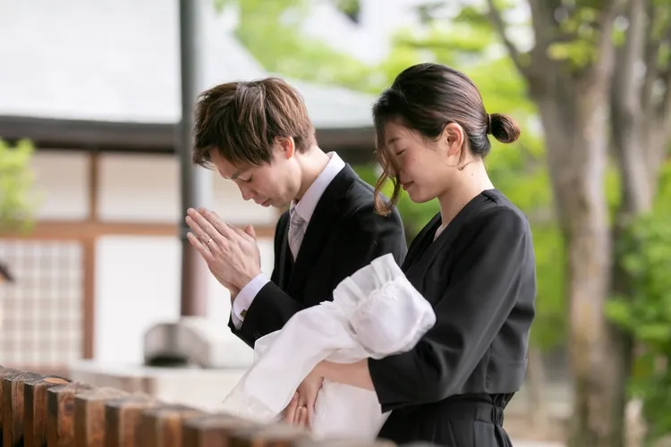 男の子のお宮参り写真を後悔なく撮りたい！注意点・服装・撮影方法を解説1